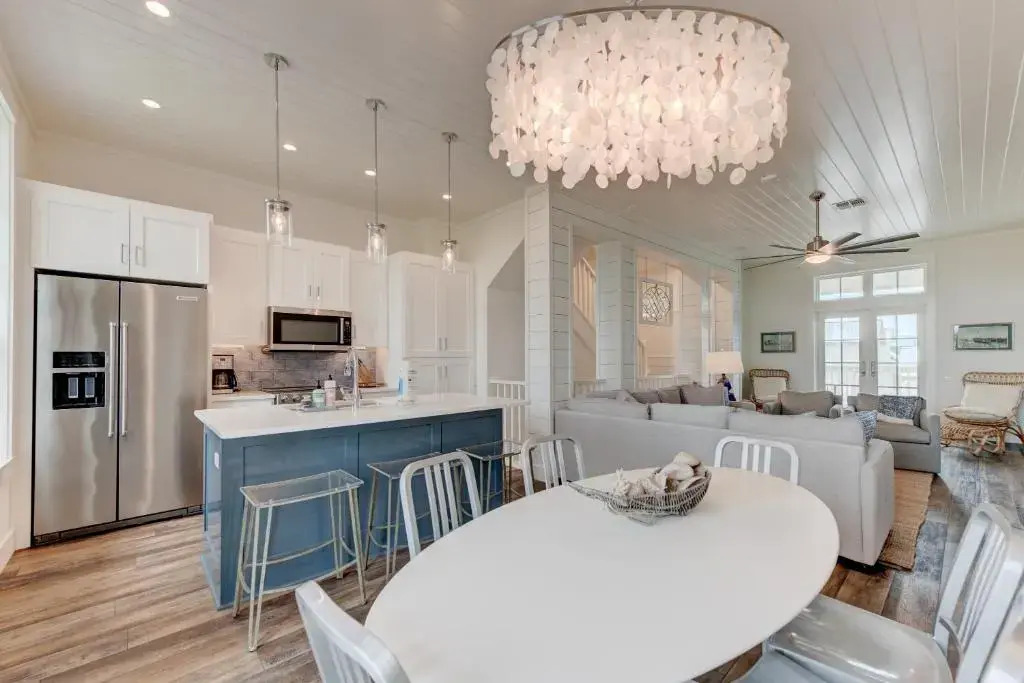 Blowfish Bungalow