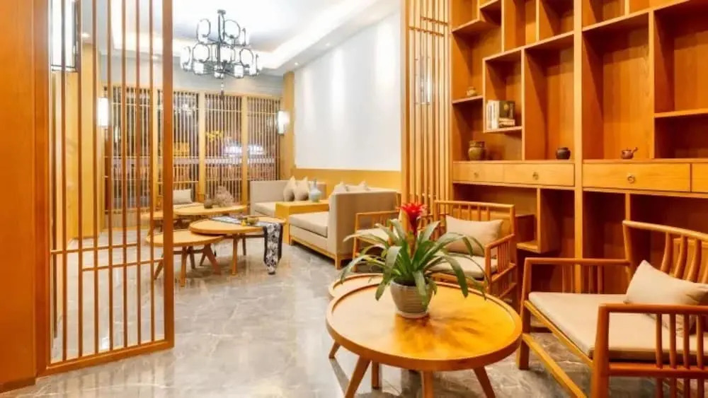 Taste Shangyi Hotel (Liuzhou Diwang North Station Store)