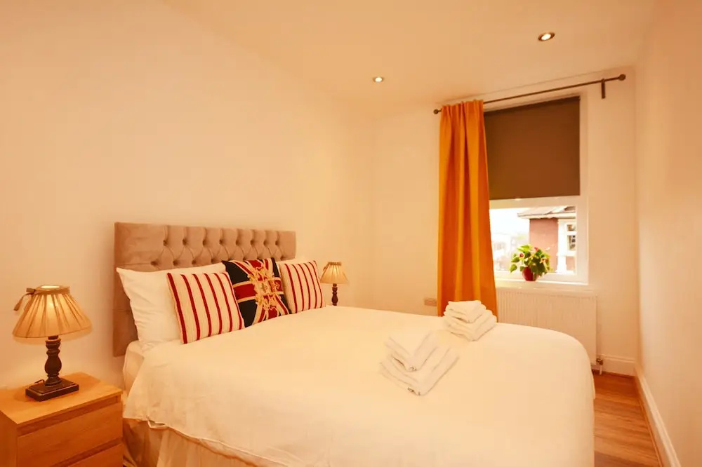 Grand Apartments Fulham Palace