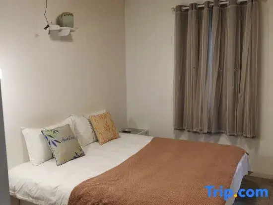 Jingyue Hotel (Nanbin Road Yangtze River Cableway)