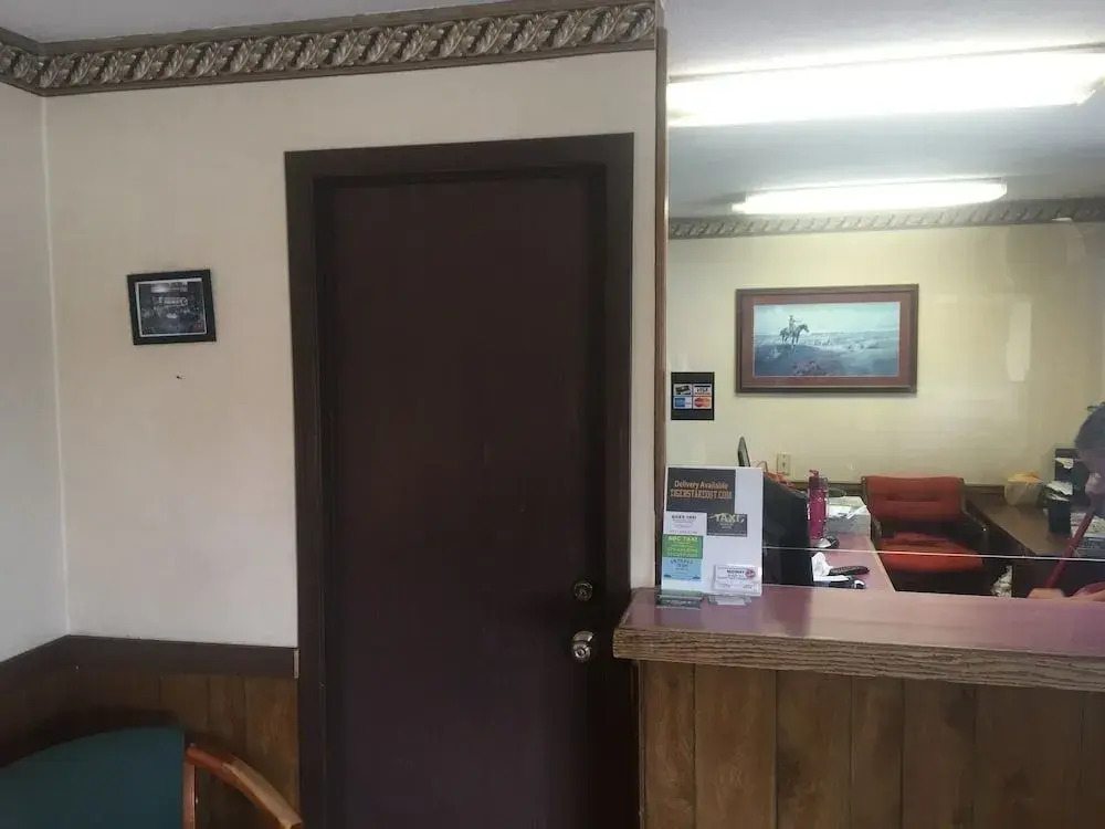 Midway Budget Inn