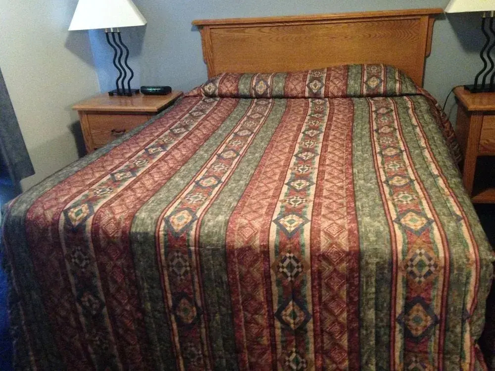 Misty Mountain Inn & Suites