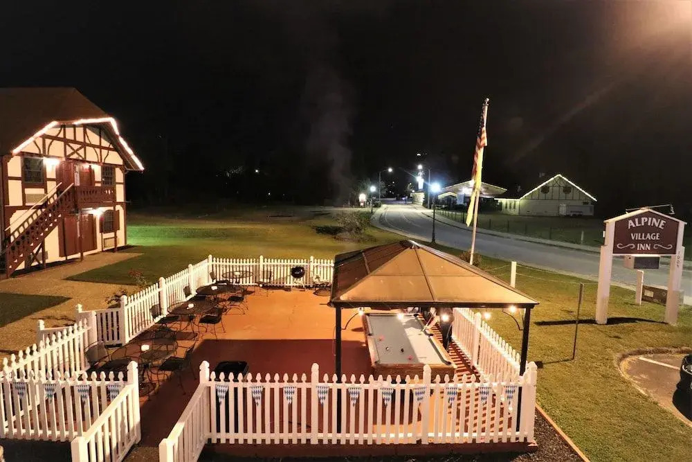Helen Alpine Village Inn
