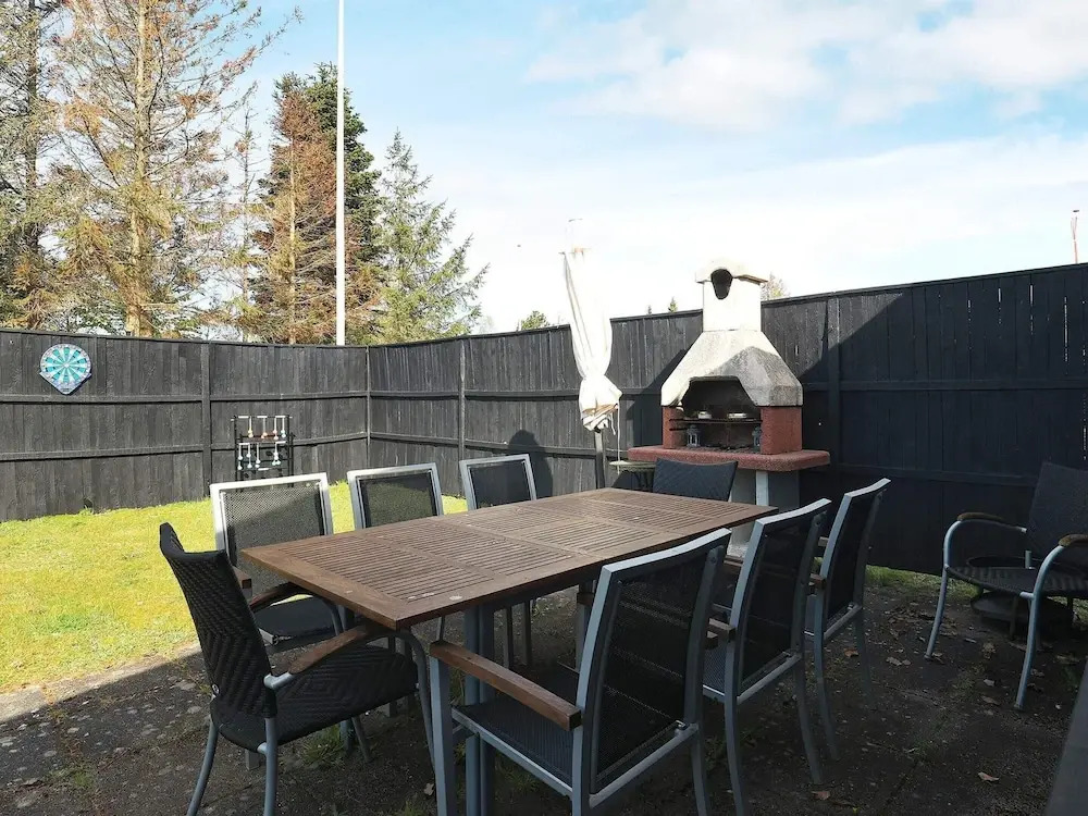 6 person holiday home in Hadsund