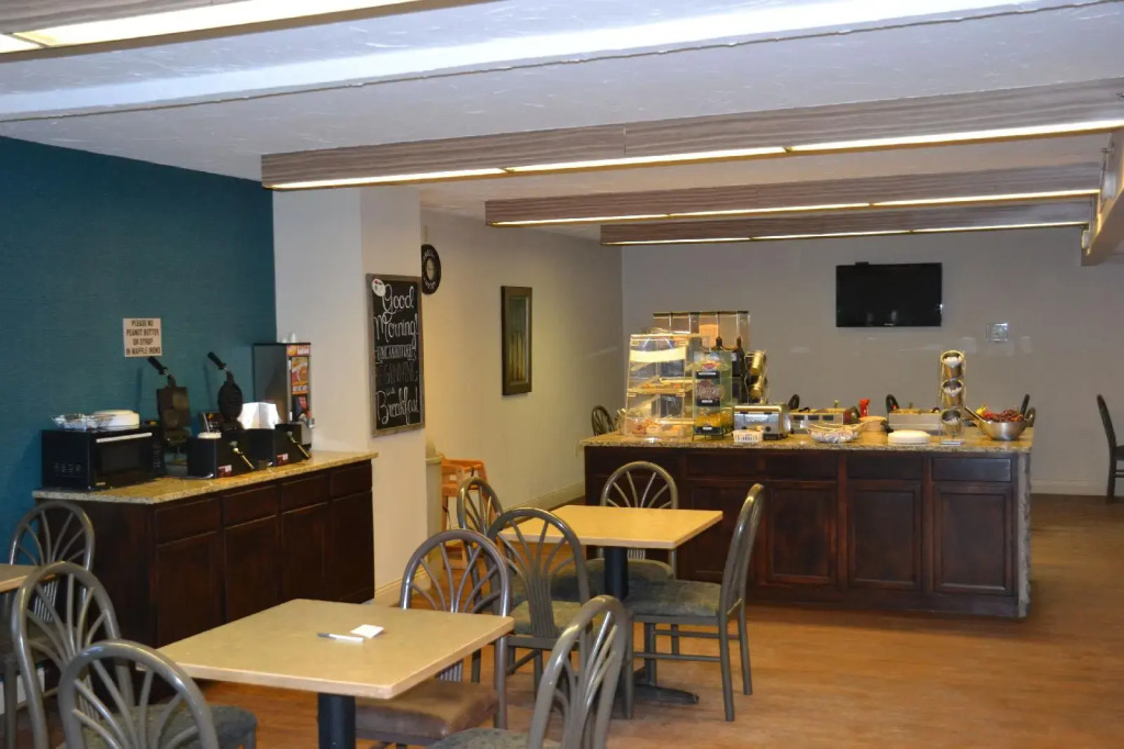EverSpring Inn