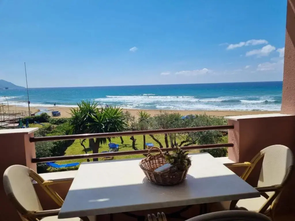 Glyfada Beachfront Apartment A3g 58a