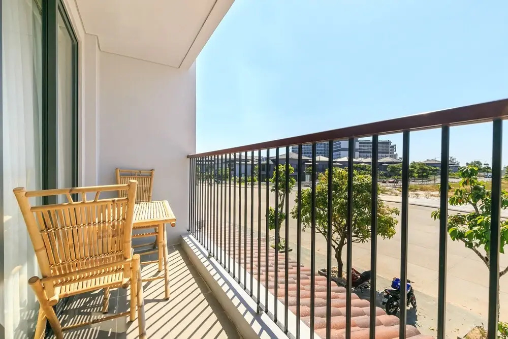 Plus Hotel - Hostel