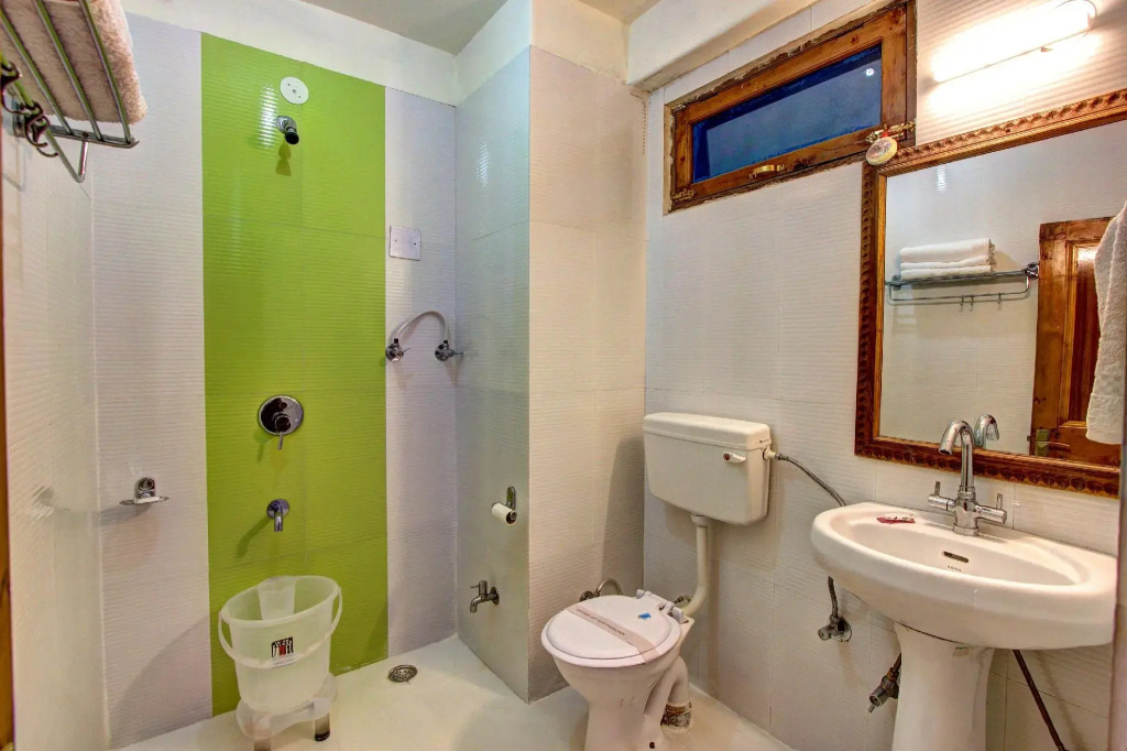 Hotel Mountain face by Snow City Hotels