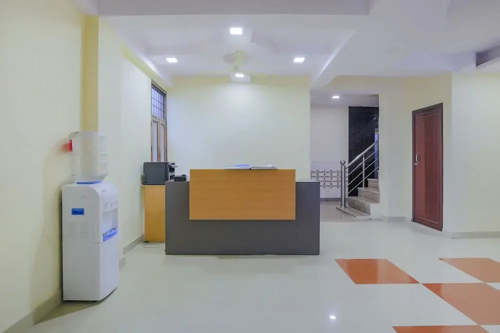 OYO Flagship 36485 Smg Heritage Nehru Enclave