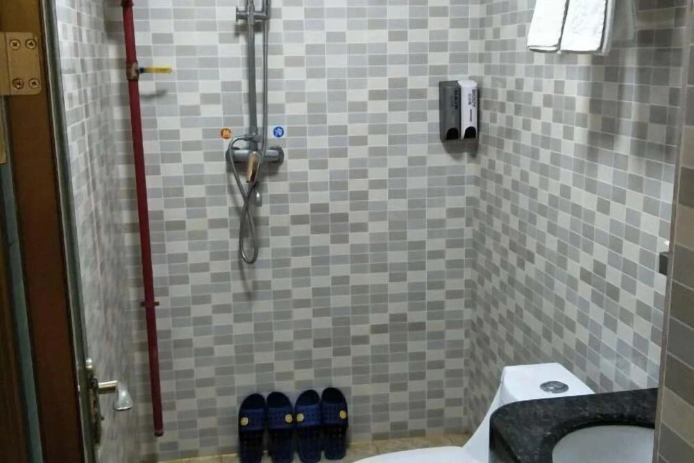 Juyuan Business Hostel