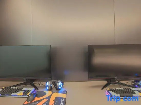 Ruisi E-sports Hotel (Dazu Xiangguo Park)