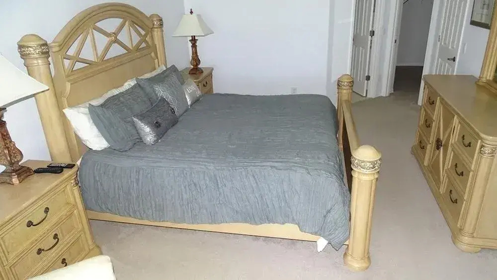 Hickory Private Home #57444 4 Bedrooms 2 Bathrooms Home