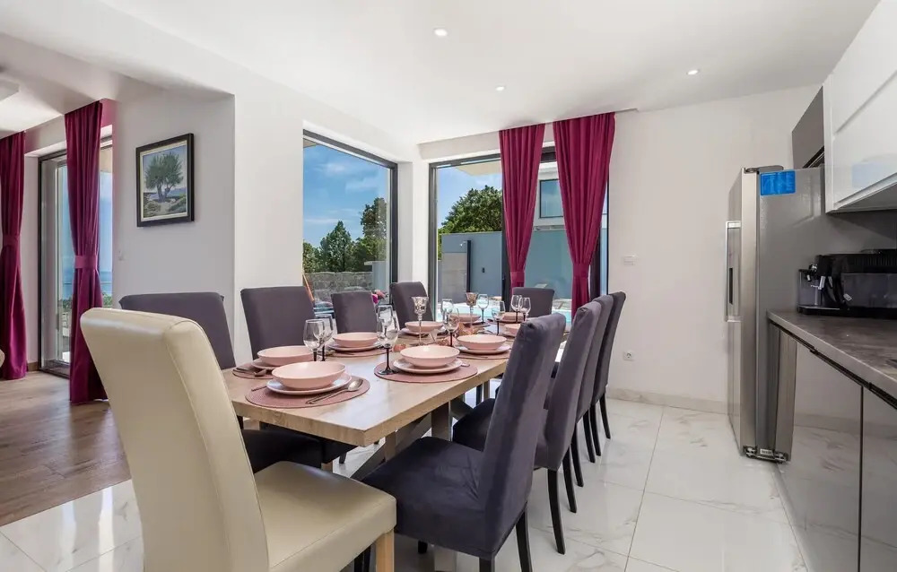 Amazing Home in Matulji With Outdoor Swimming Pool, Wifi and 5 Bedrooms