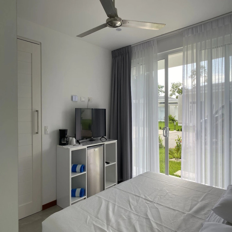 Adeluna Luxury Ocean View Villas