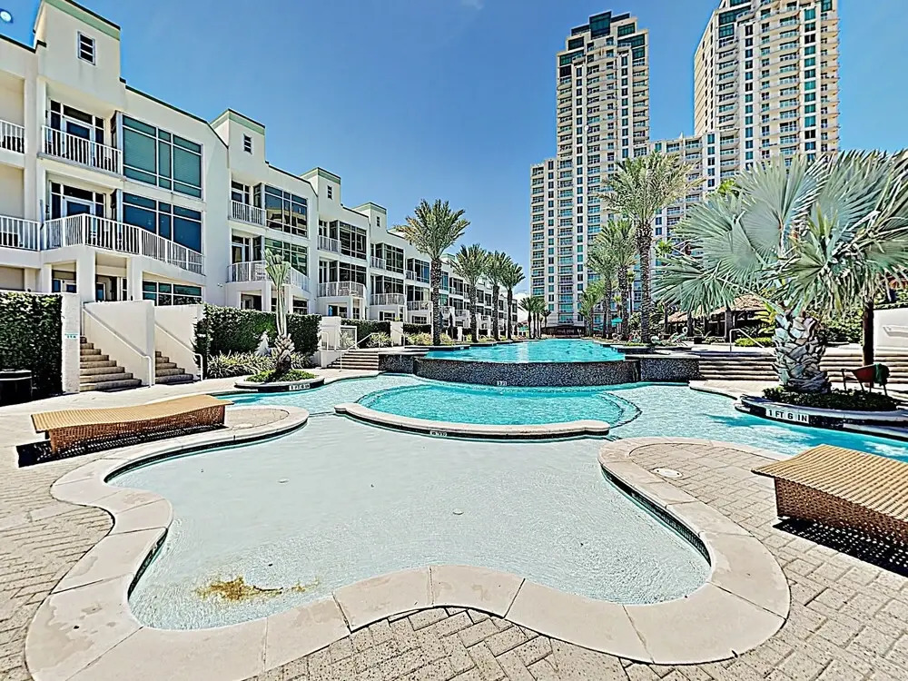 24 Edwards - 2 Br Condo