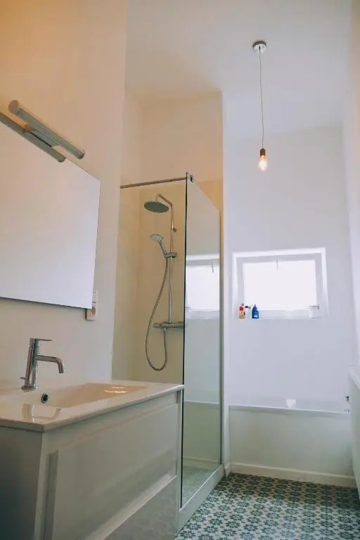 130sqm appartment with 20sqm terras and free parking