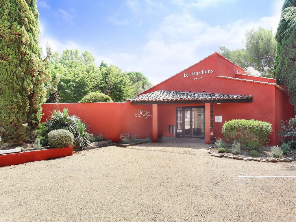 Beautiful holiday home with air conditioning in the Camargue