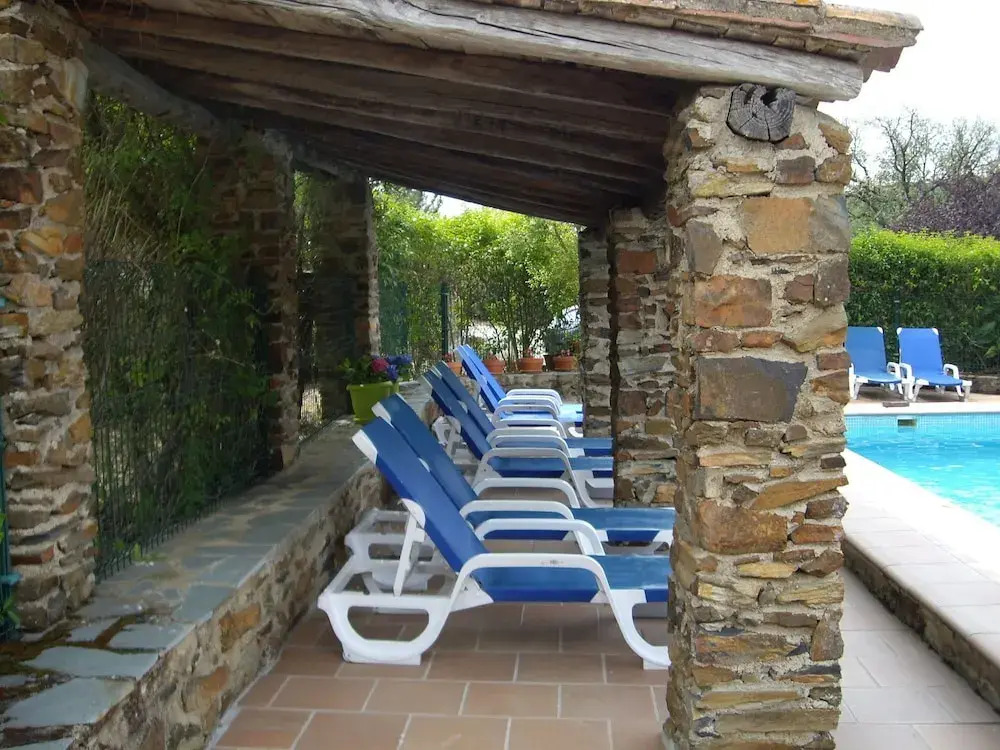 Comfy Farmhouse in Valencia de Alcántara With Pool