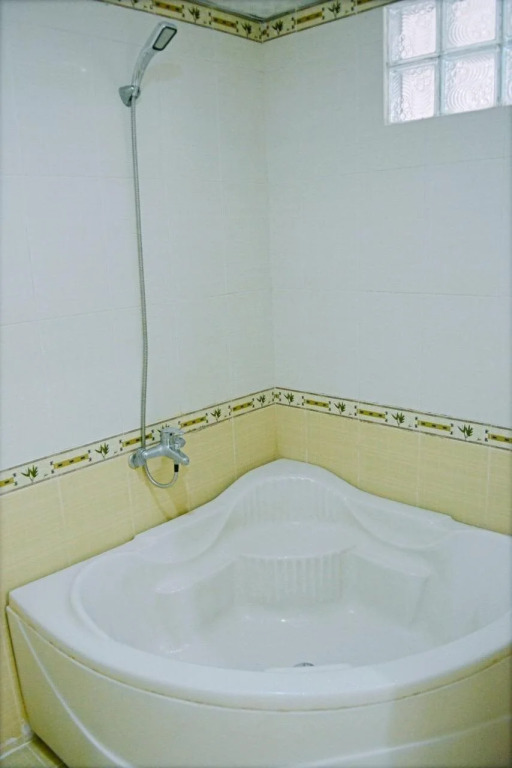 Hotel Đông Nhi