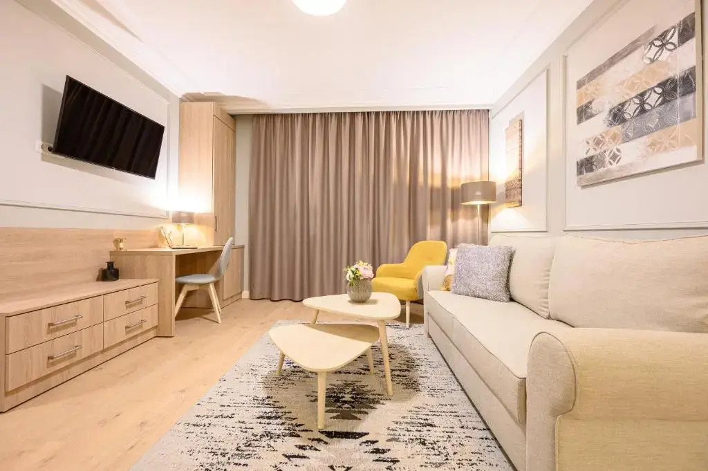 Dozsa Residence