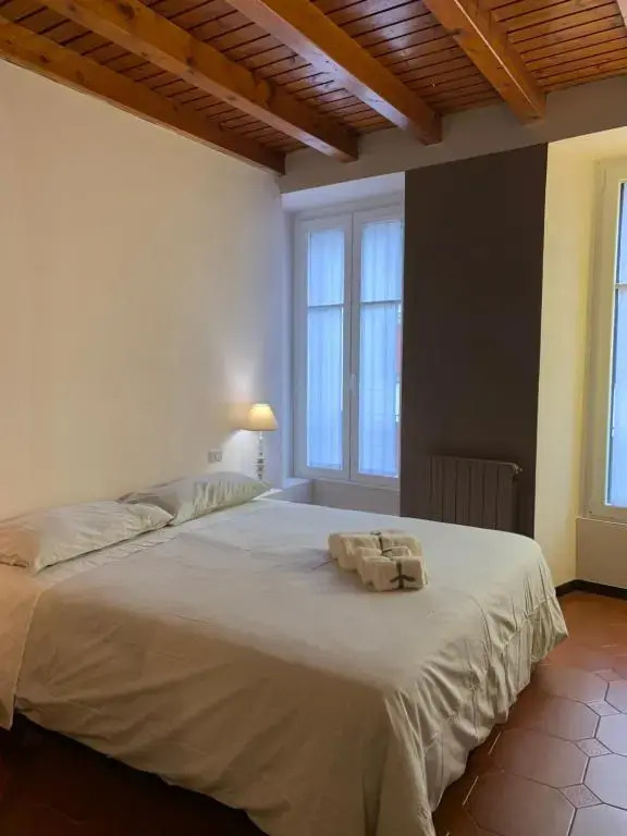 Studio Apartment Una Finestra su Como