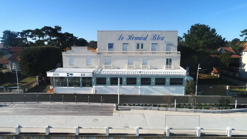 Le Homard Bleu