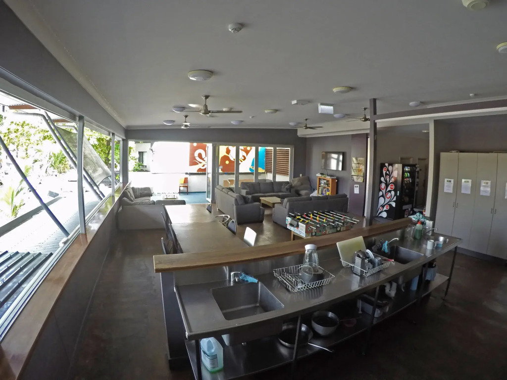 Global Backpackers Youth Hostel