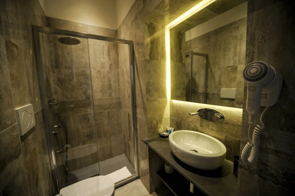 The Roman Empire Guesthouse