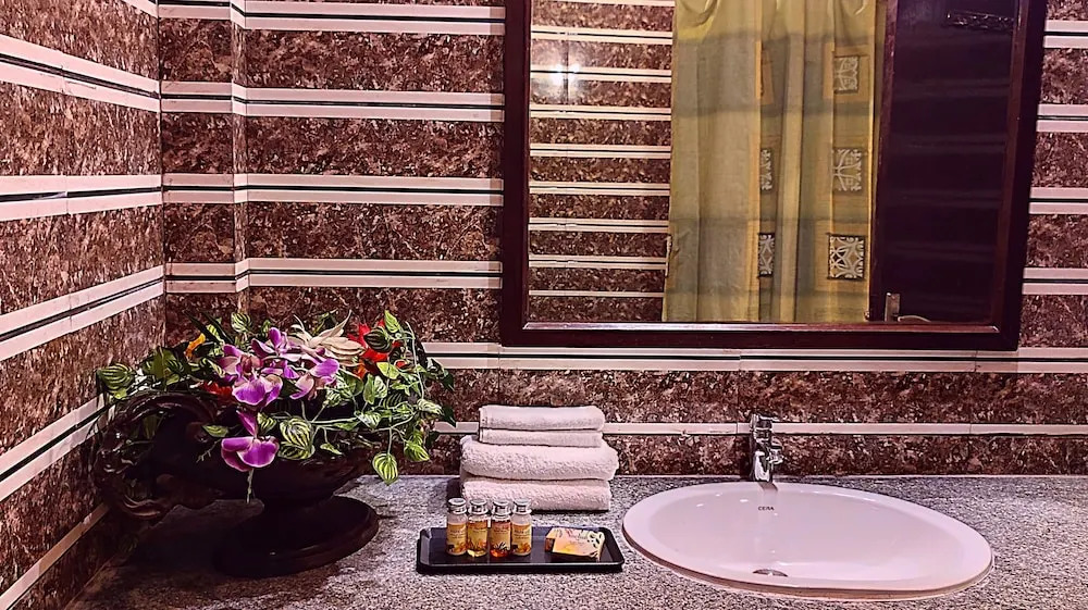 Park Square by ShriGo Hotels