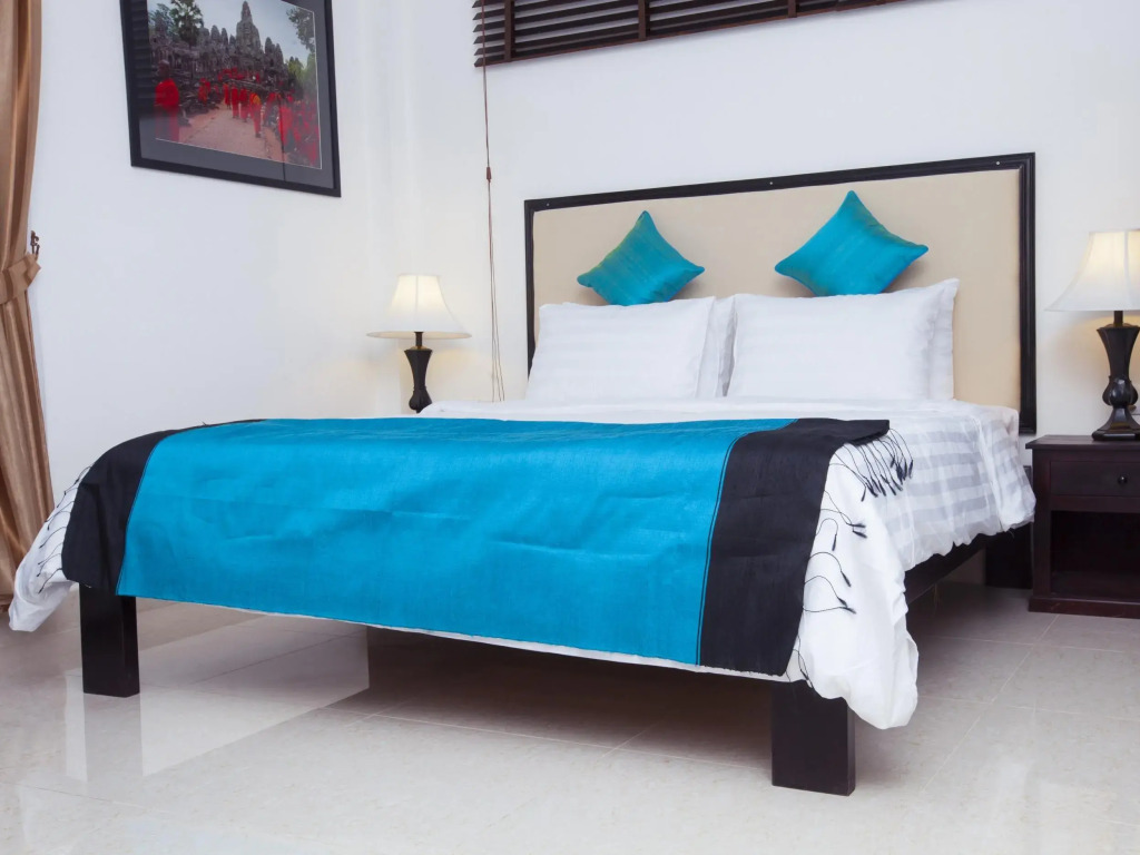 Homefeel CS Hotel