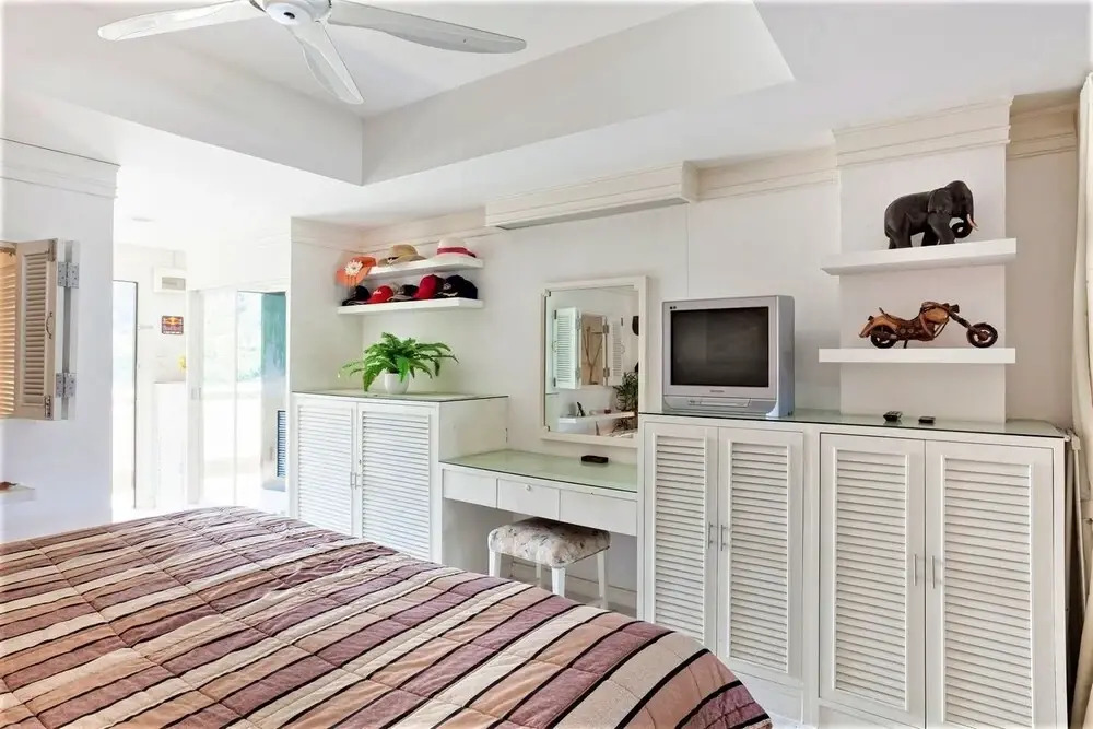 Phuket Palace 1 Patong Beach by PHR