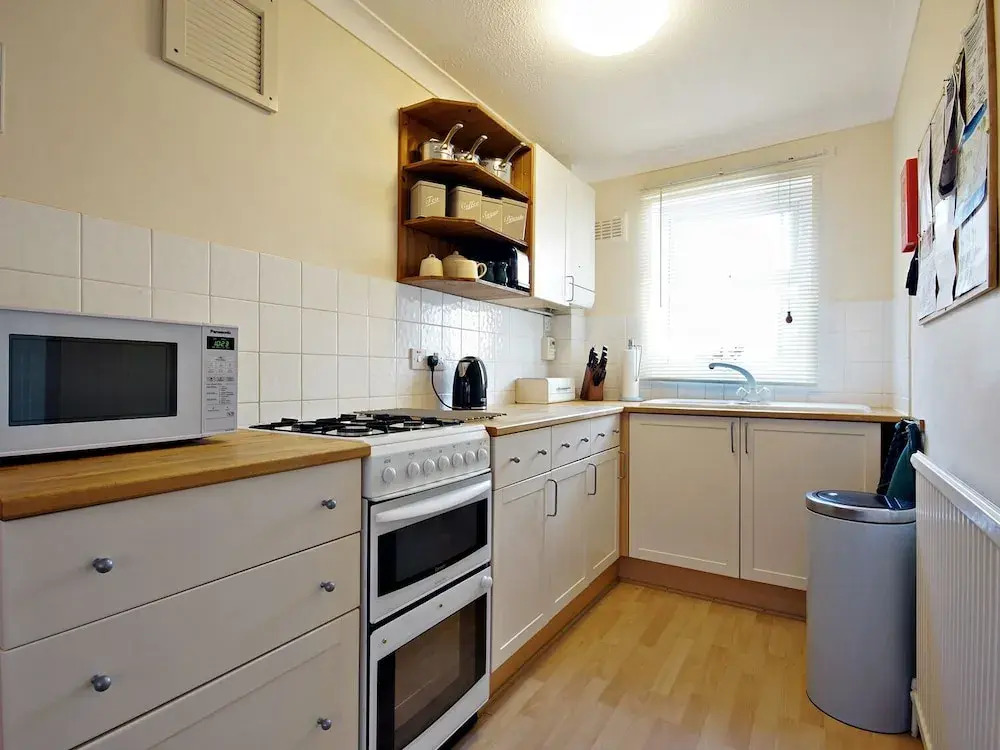 10 Pear Tree Court