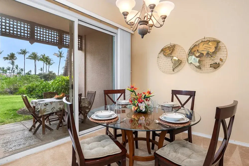 Spacious Townhome - Close to Beaches & Shopping! - Vrkcv