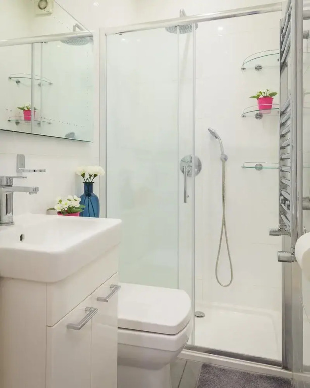 Park Lane Living! 3-bed 2-bath