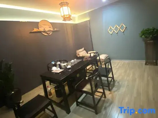 View Movie Hotel (Yueyang Food Street Shop)