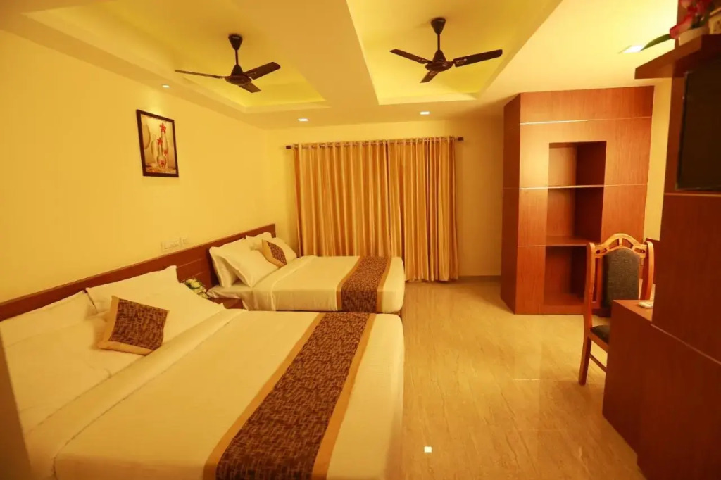 The Crescent Suites