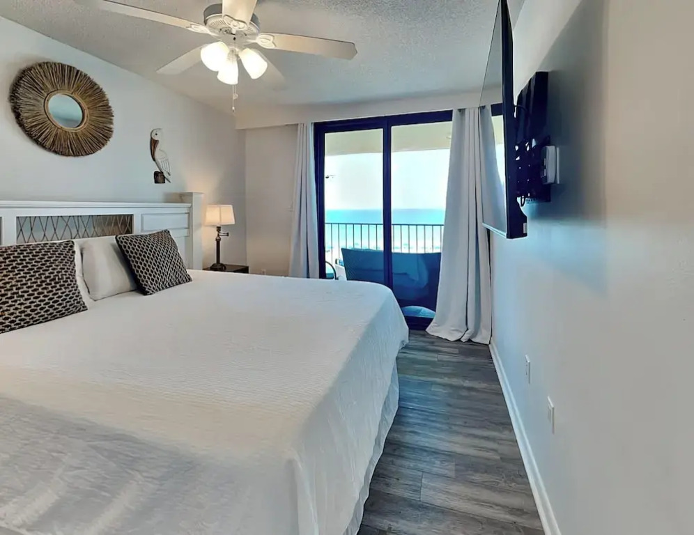 Phoenix III #3034 - Beachside Bliss