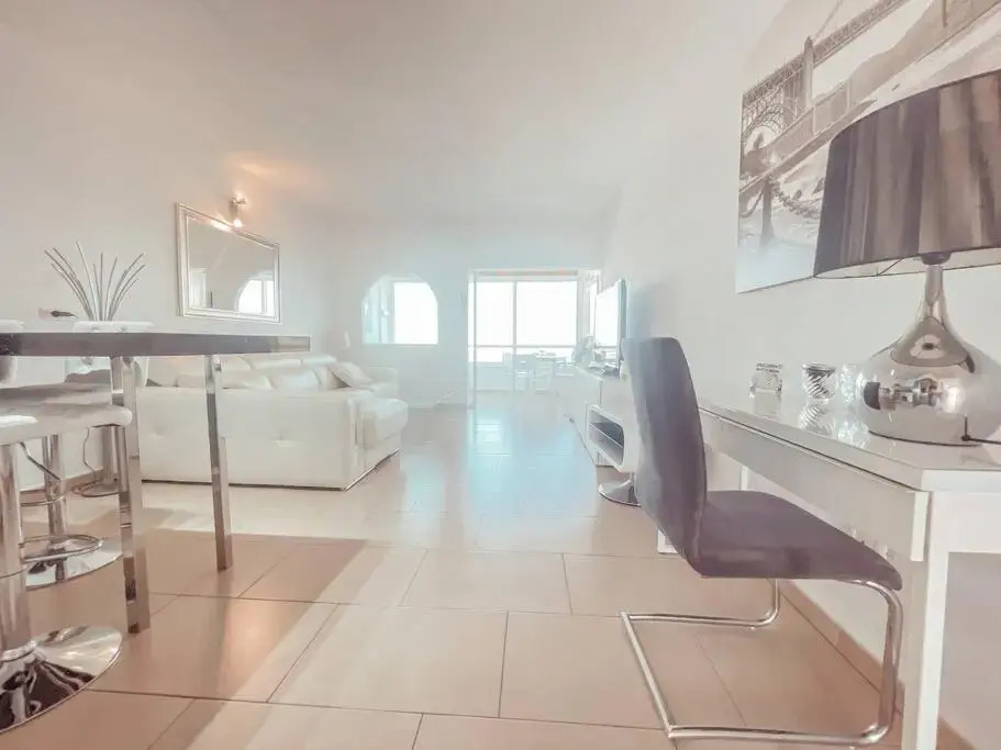 Ocean view apartment in Callao Salvaje CS123