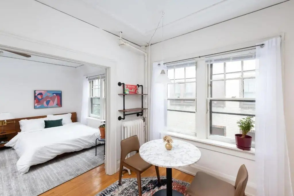 Flexhome East Side Vintage Studio B3