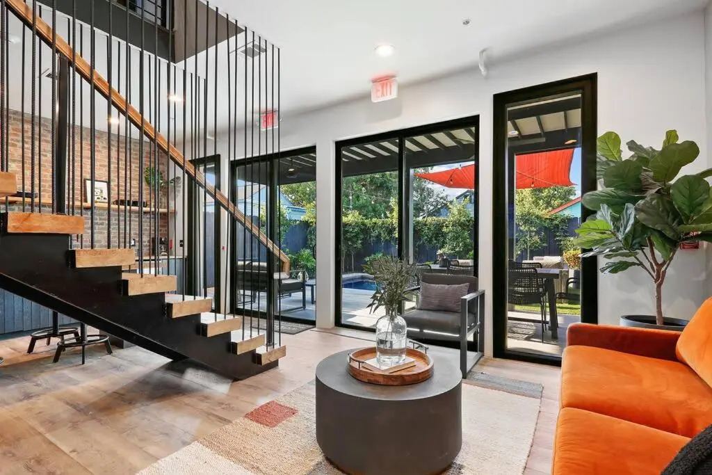 Hidden Oasis With Private Pool - Near FQ