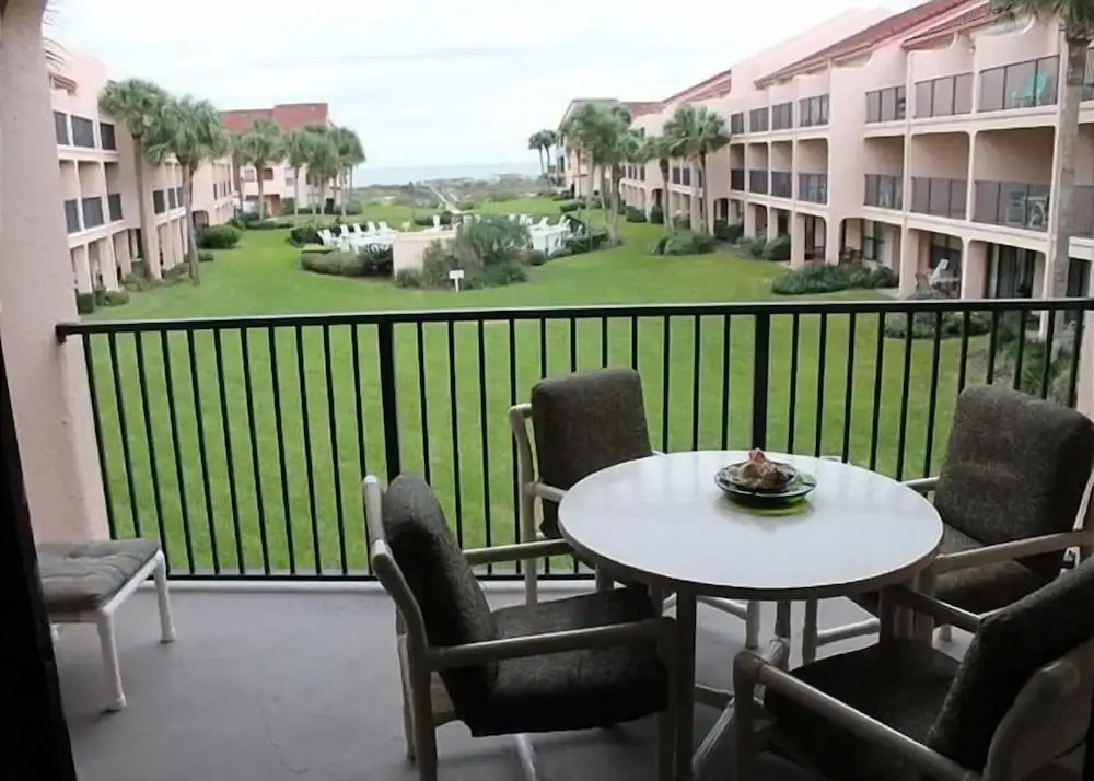 Sea Place 13239