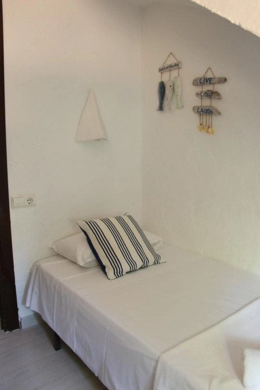 Urbanización El Oasis, 20 Villas en 1ª Línea Playa