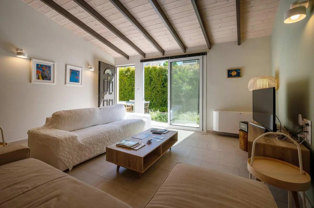 Tinas Home - Kalamata Mediterranean Villas