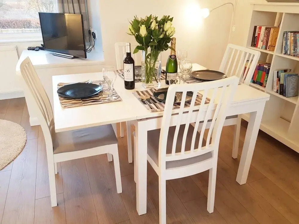The Farm House Apartment + Free Parking