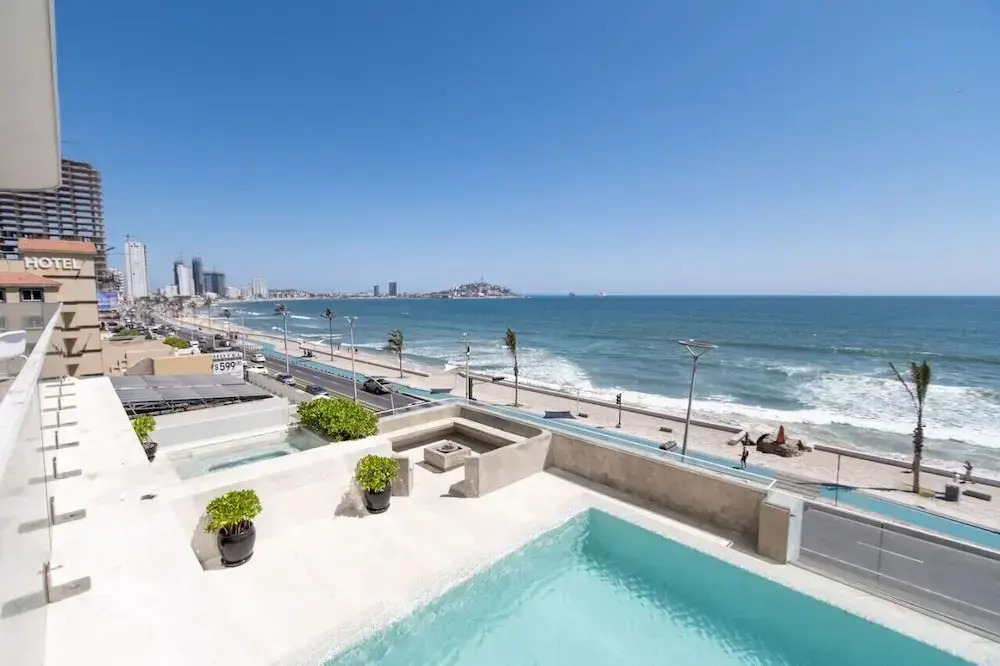 Cristal bay Apartments