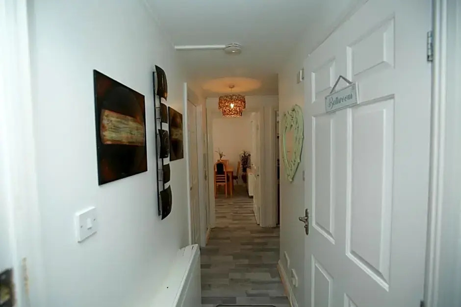 Wallace Apartment