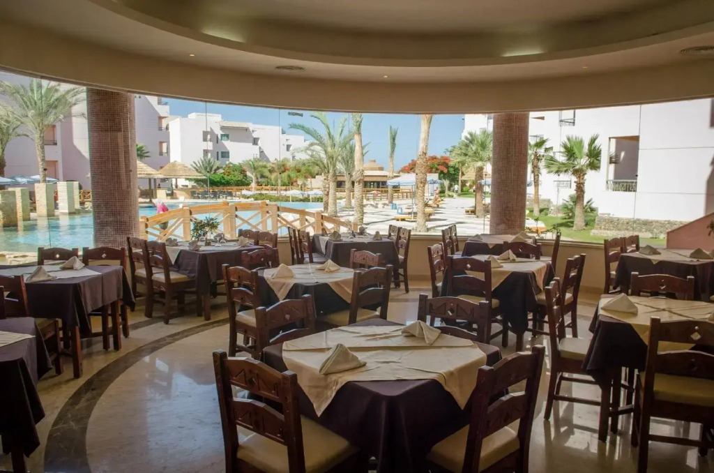 New Eagles Downtown Zahabia Resort & Aqua Park