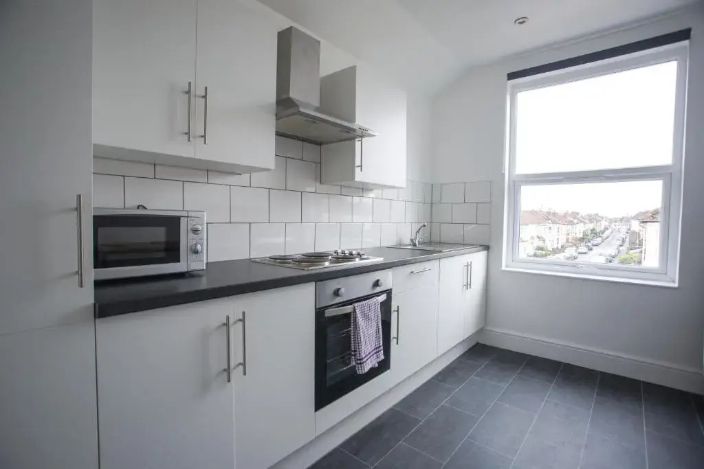 20b Ralph rd