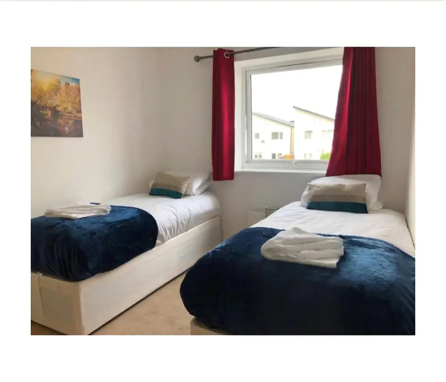 10 Commonwealth Avenue