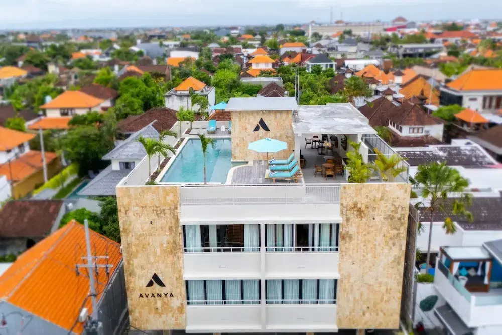 Avanya Luxury Apartments by Pertama Stay